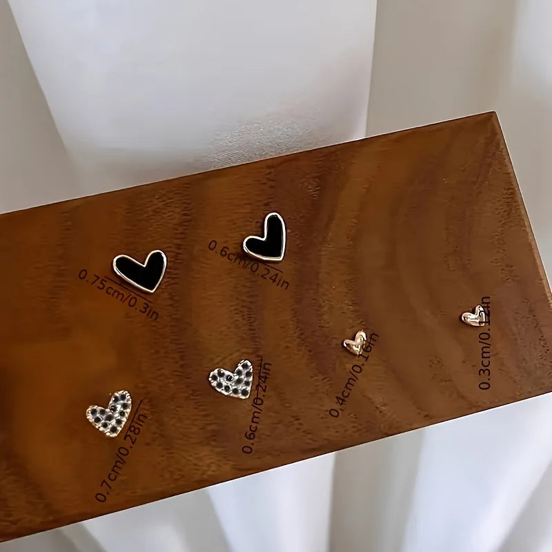 Exquisite Rhinestone Heart-shaped Stud Earrings Elegant and Compact Black Drip Oil Earrings Women's Charm Daily Party Jewelry