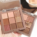 Luxurious 9-18 color eyeshadow palette - Velvet matte and shimmer effect, durable waterproof, berry, brown and nude tones