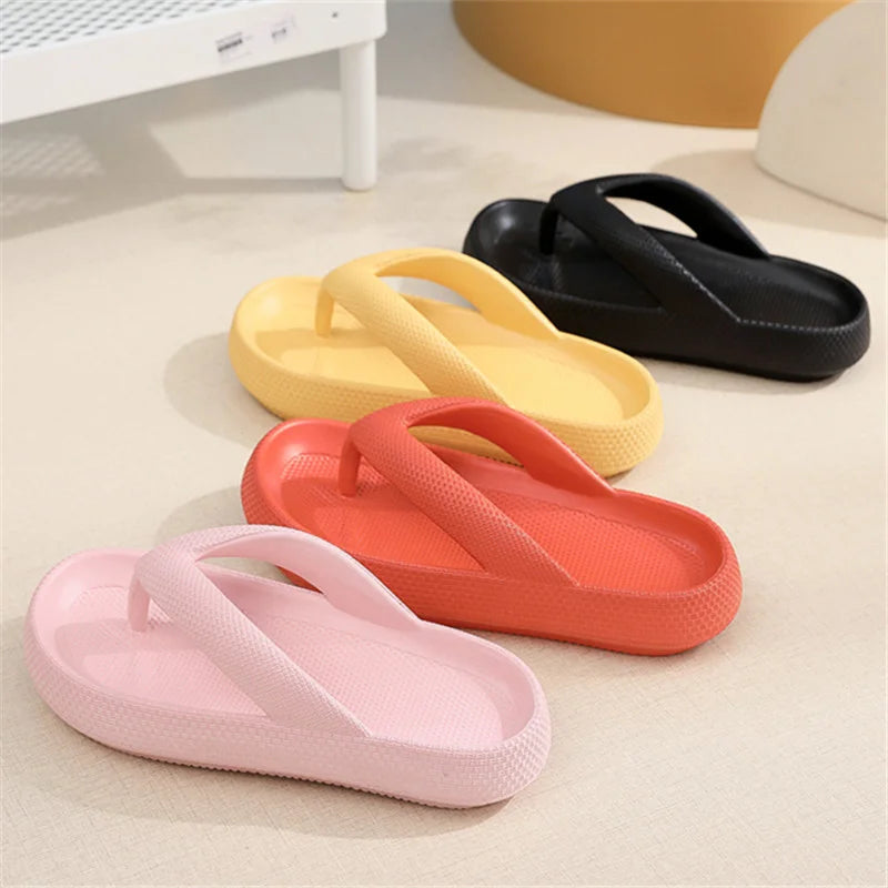 Soft Sole Platform Flip Flops Women 2025 Summer Beach Non Slip Cloud Slippers Woman Thick Sole Clip Toe Bathroom Slides Sandals
